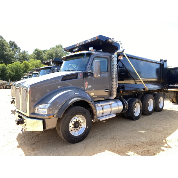 2021 KENWORTH T880 Dump Truck