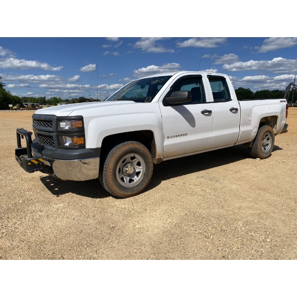 2015 CHEVROLET SILVERADO Pickup Truck