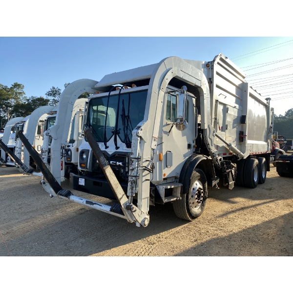 2020 MACK TE64 Garbage / Sanitation Truck