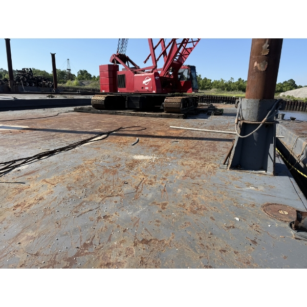 140' X 60' Barge