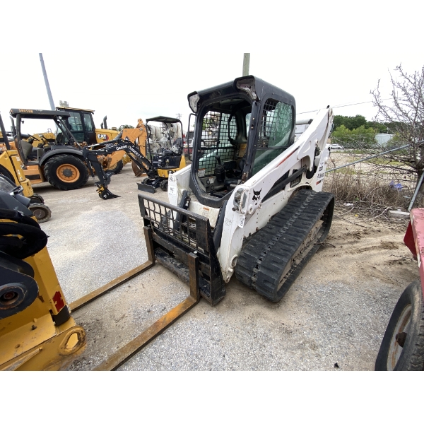 2016 BOBCAT T740 Skid Steer Loader - Crawler