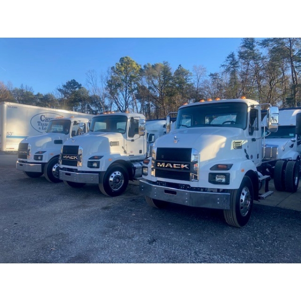 2025 MACK MD6 Cab and Chassis Truck