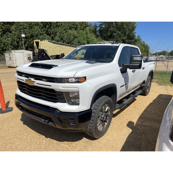 2024 CHEVROLET SILVERADO 2500 HD Pickup Truck