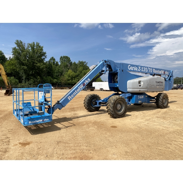 2011 GENIE Z-135/70 Manlift
