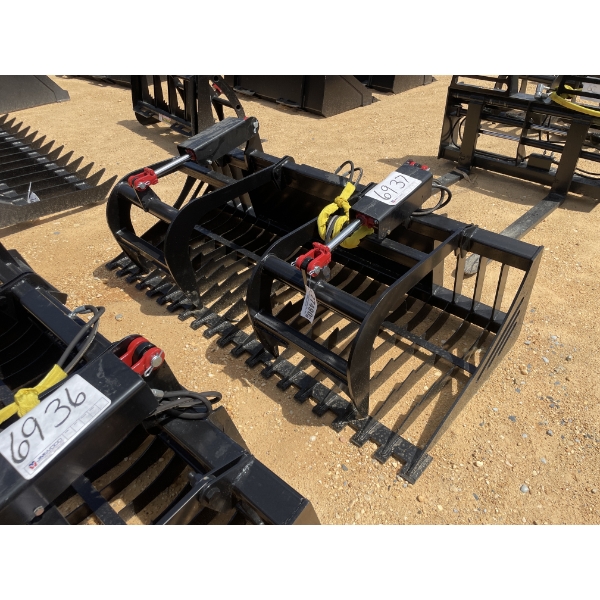 78" SKELETON GRAPPLE