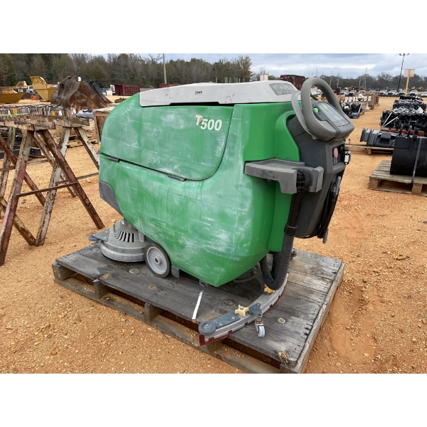 TENNANT T500 FLOOR BUFFER