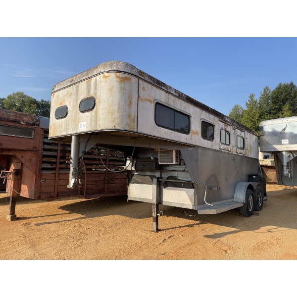 1994 DALTON ENTERPRISES AC20 Horse Trailer