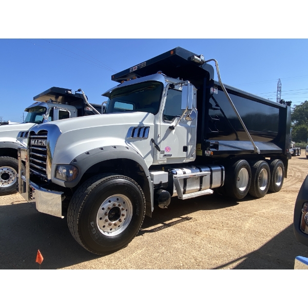 2022 MACK GR64F Dump Truck