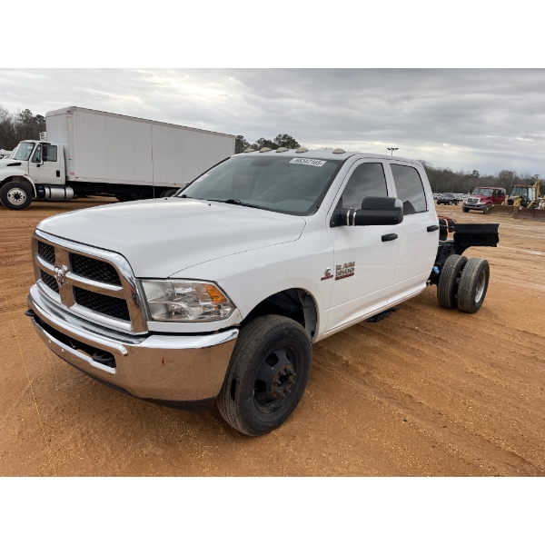 2018 RAM 3500 Cab and Chassis Truck