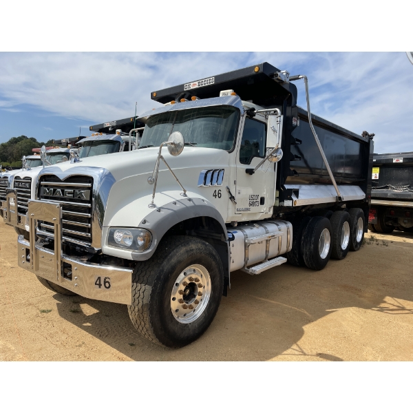2016 MACK GU713 Dump Truck