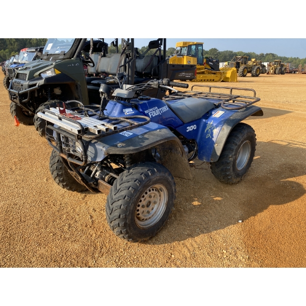 1998 HONDA FORTRAX 300 Golf Cart
