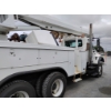 Image 5 : 2005 INTERNATIONAL 7600 Digger Derrick Truck