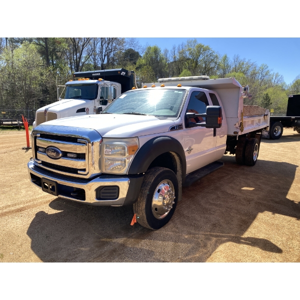 2013 FORD F550 XLT Flatbed Dump Truck