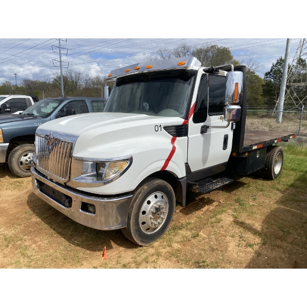 2015 INTERNATIONAL TERRASTAR Flatbed Truck