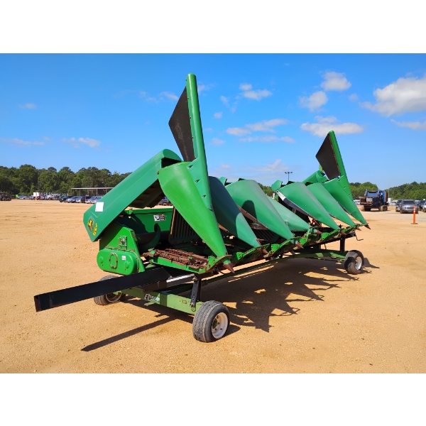 JOHN DEERE 694 CORN Header