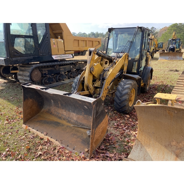 2021 CAT 906M Wheel Loader