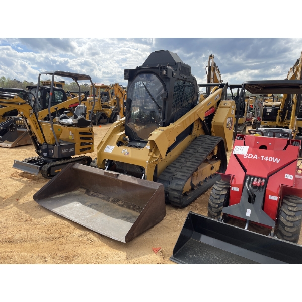 2023 CAT 299D3 XE Skid Steer Loader - Crawler