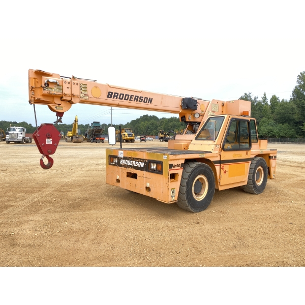 2020 BRODERSON IC-80-3L Yard / Carry Deck Crane