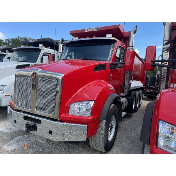 2024 KENWORTH T880 Dump Truck