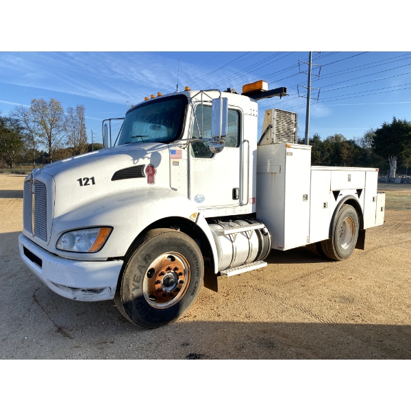 2012 KENWORTH T370 Service / Mechanic Truck