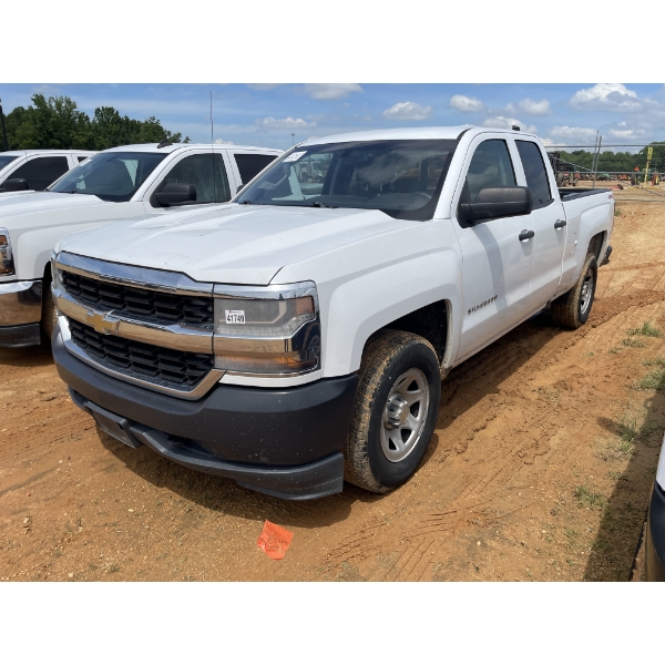 2016 CHEVROLET SILVERADO Pickup Truck