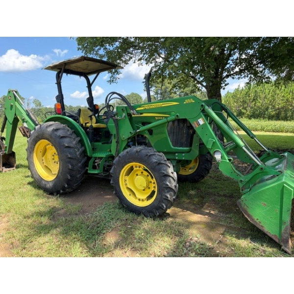 2013 JOHN DEERE 5093E Farm Tractor