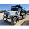 Image 1 : 2026 MACK GR64F Dump Truck