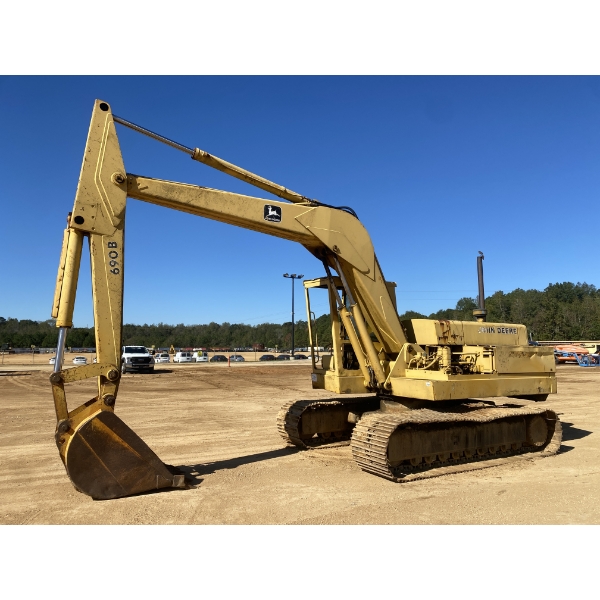 JOHN DEERE 690B Excavator