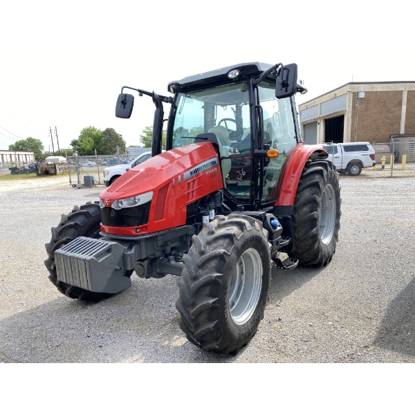 2017 MASSEY FERGUSON 5712 SL Farm Tractor