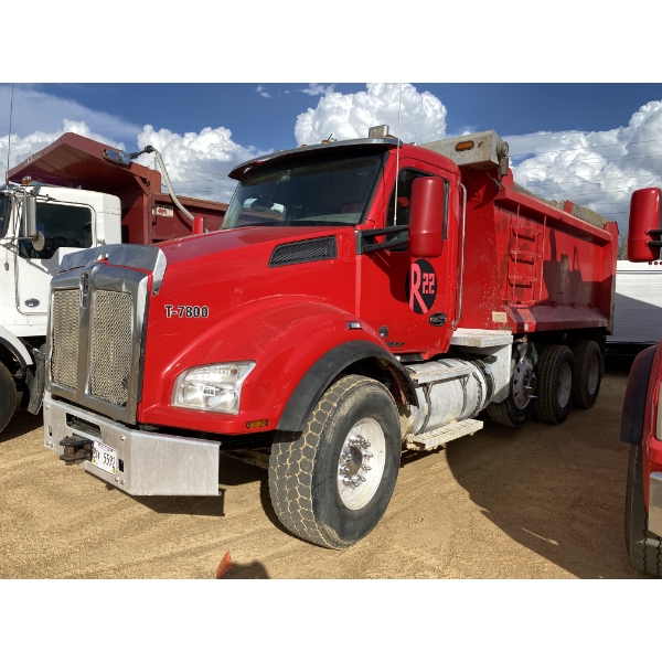 2018 KENWORTH T880 Dump Truck