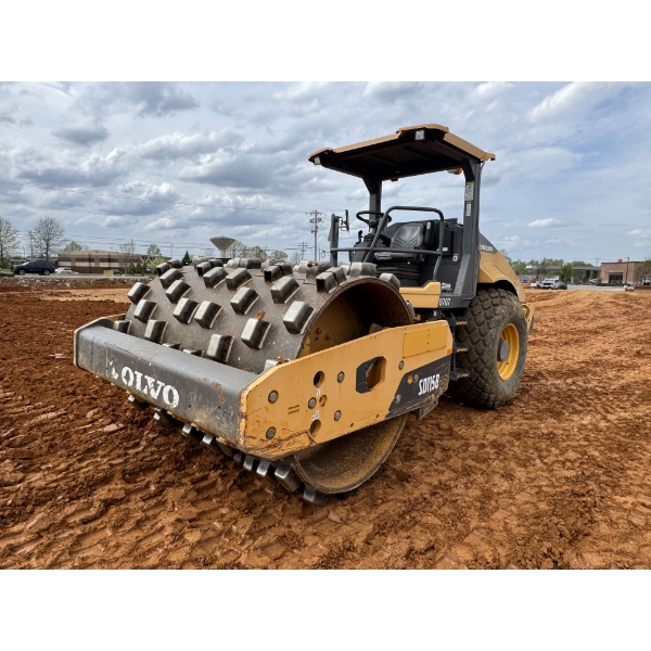 2017 VOLVO SD115B Roller