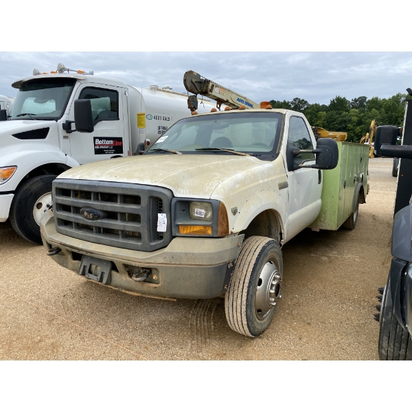 2005 FORD F550 XL Service / Mechanic Truck