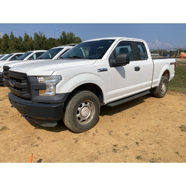 2015 FORD F150 XL Pickup Truck
