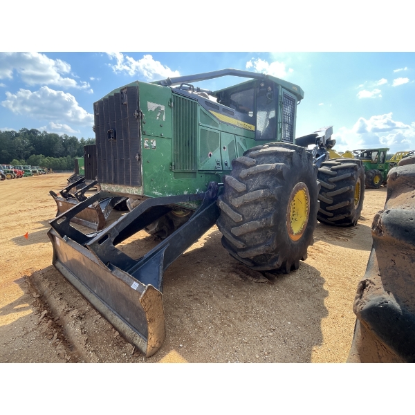 2015 JOHN DEERE 748L Skidder