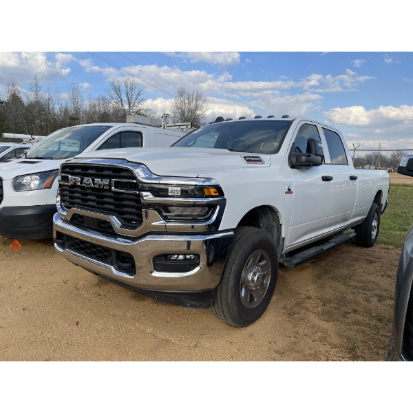 2025 RAM 2500 TRADESMAN Pickup Truck