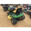 Image 4 : JOHN DEERE 42" RIDING LAWN MOWER L118 Lawn Mower