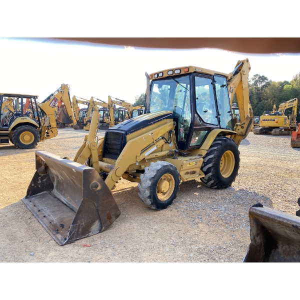 2004 CAT 420D Backhoe