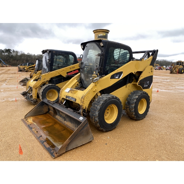 2009 CAT 262C Skid Steer Loader - Wheel