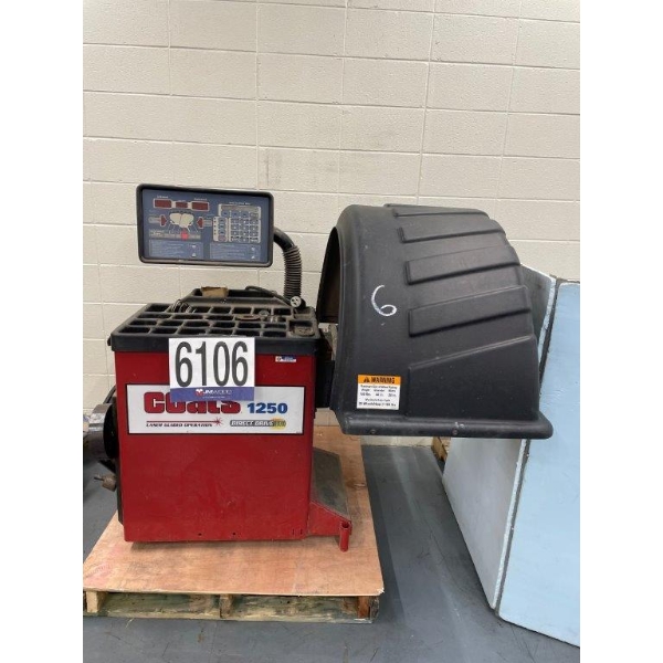 COATS 1250 TIRE BALANCER
