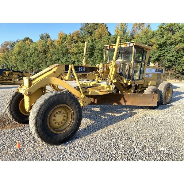 1998 CAT 12H Motor Grader