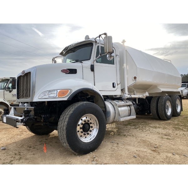 2022 PETERBILT 348 Water Truck