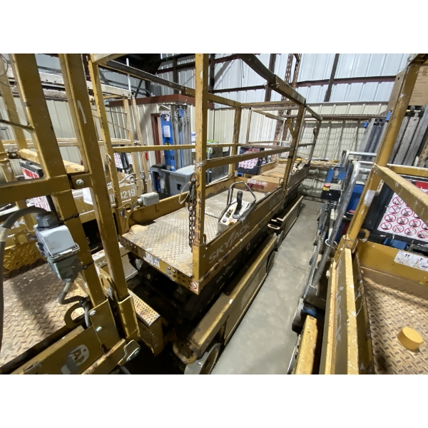 2017 SKYJACK SJIII 3219 Scissor Lift