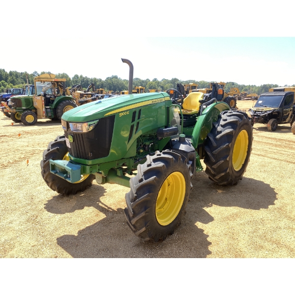 2022 JOHN DEERE 5100E Farm Tractor