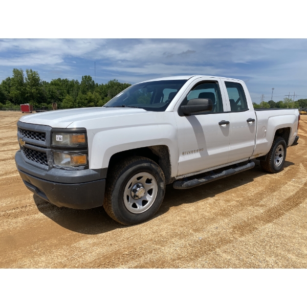 2015 CHEVROLET SILVERADO Pickup Truck