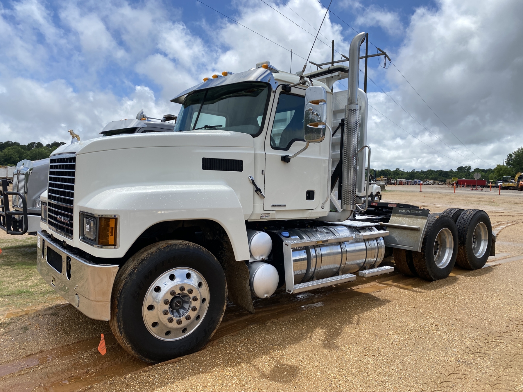 2019 MACK PI64T Day Cab Truck - J.M. Wood Auction Company, Inc.