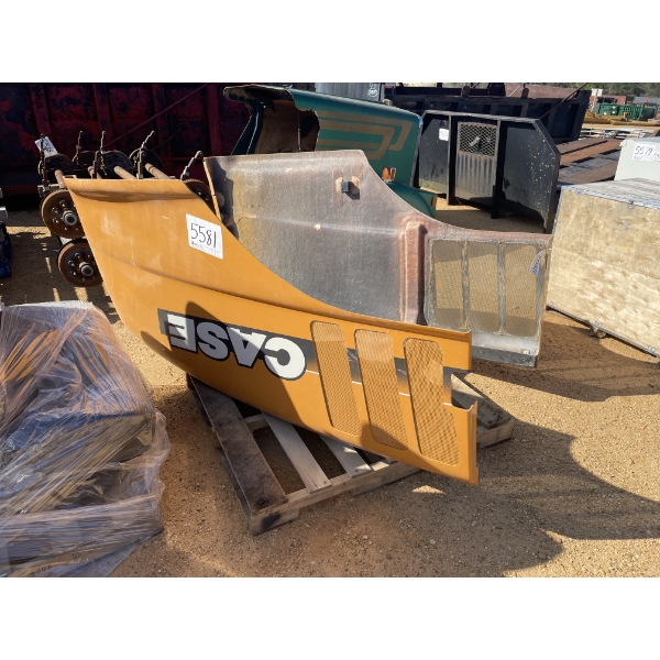 CASE FIBERGLASS HOOD