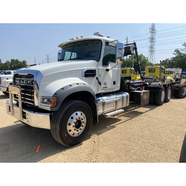2025 MACK GR64F Roll Off Truck