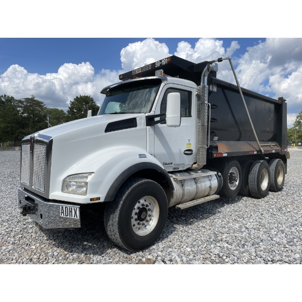 2016 KENWORTH T880 Dump Truck