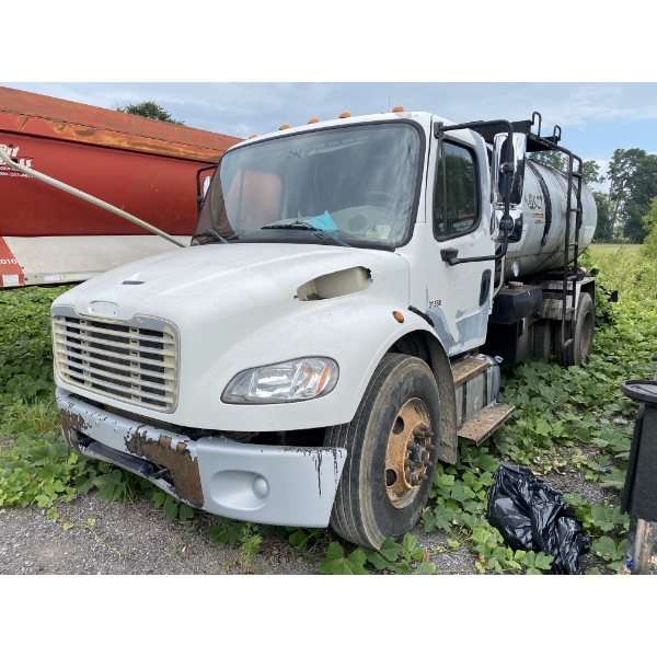 2016 FREIGHTLINER M2 Asphalt Distributor Truck
