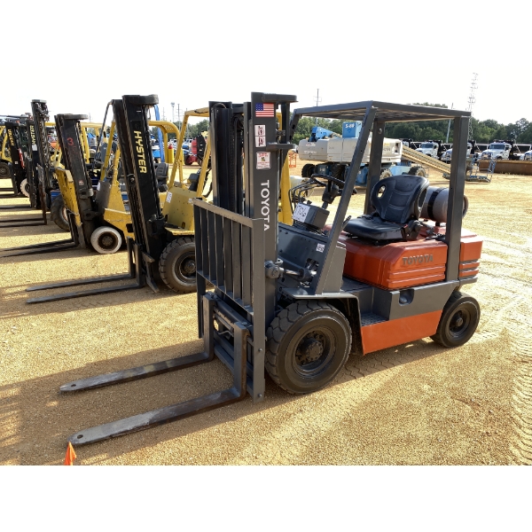 TOYOTA 5FGL20 Forklift - Mast